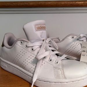 Brand new adidas sneakers so cute